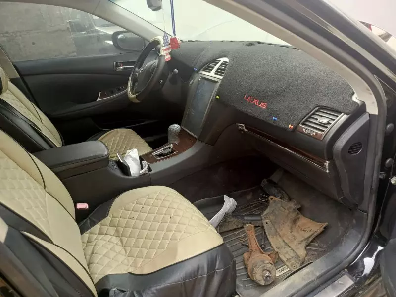 Lexus ES   - 2010