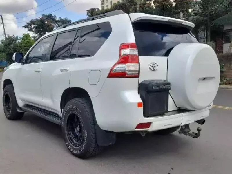 Toyota Landcruiser Prado   - 2008