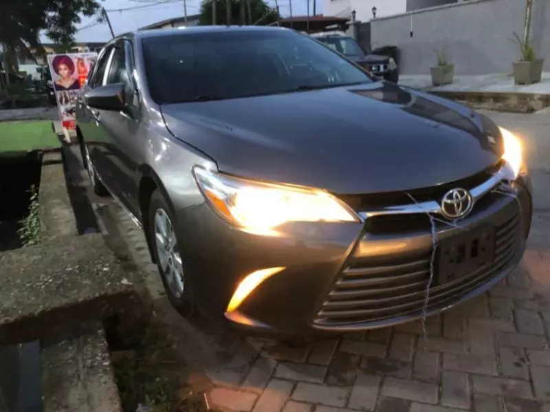 Toyota Camry   - 2016