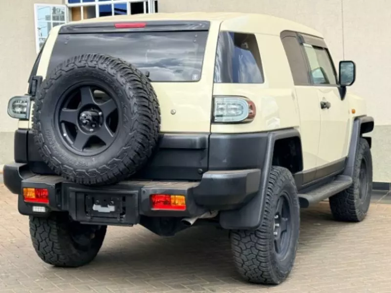 Toyota FJ Cruiser
