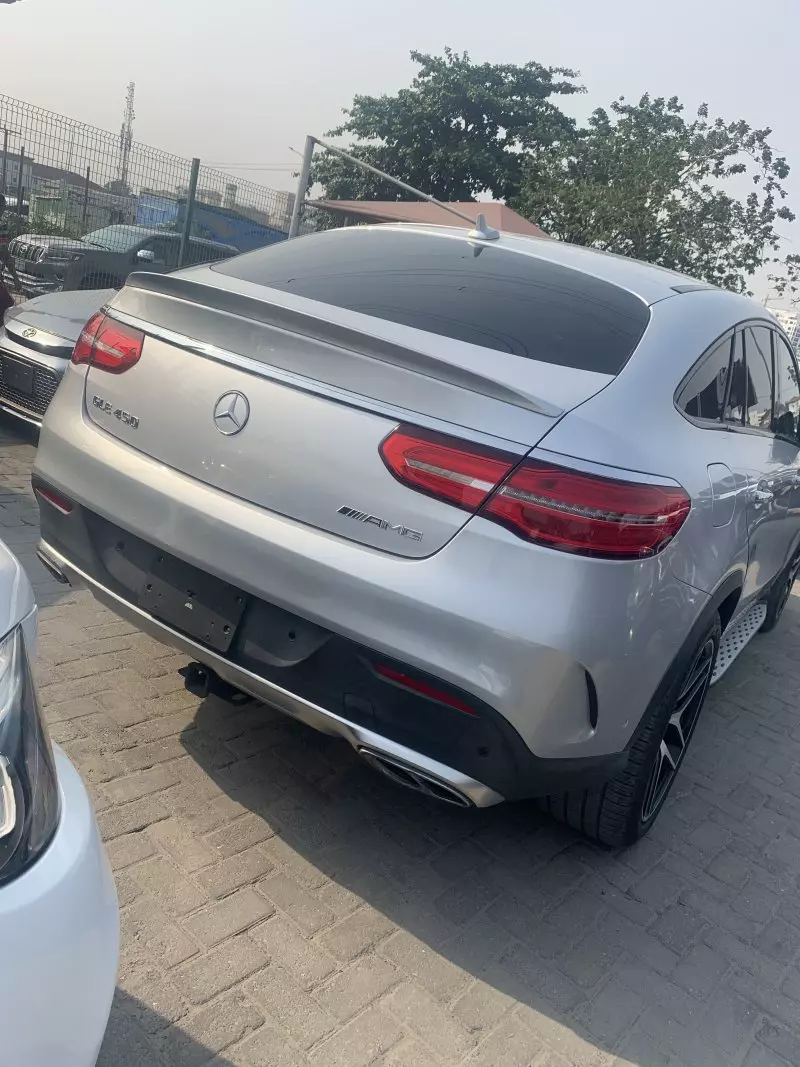 Mercedes-Benz GLE 450   - 2016