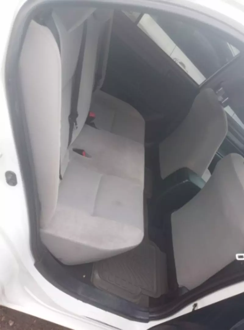 Toyota Axio    -