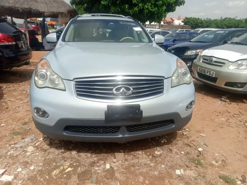 Infiniti EX35   - 2011