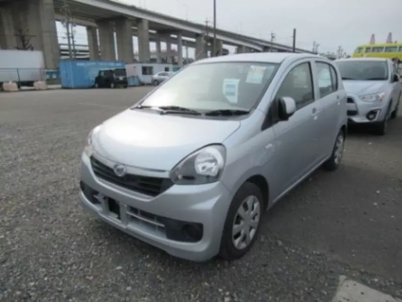 Daihatsu Mira    - 2016