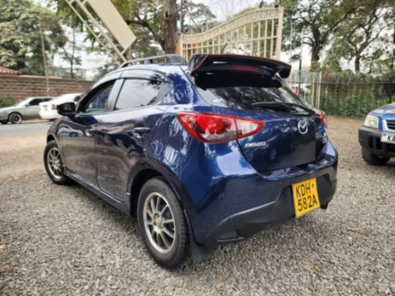 Mazda Demio    - 2013