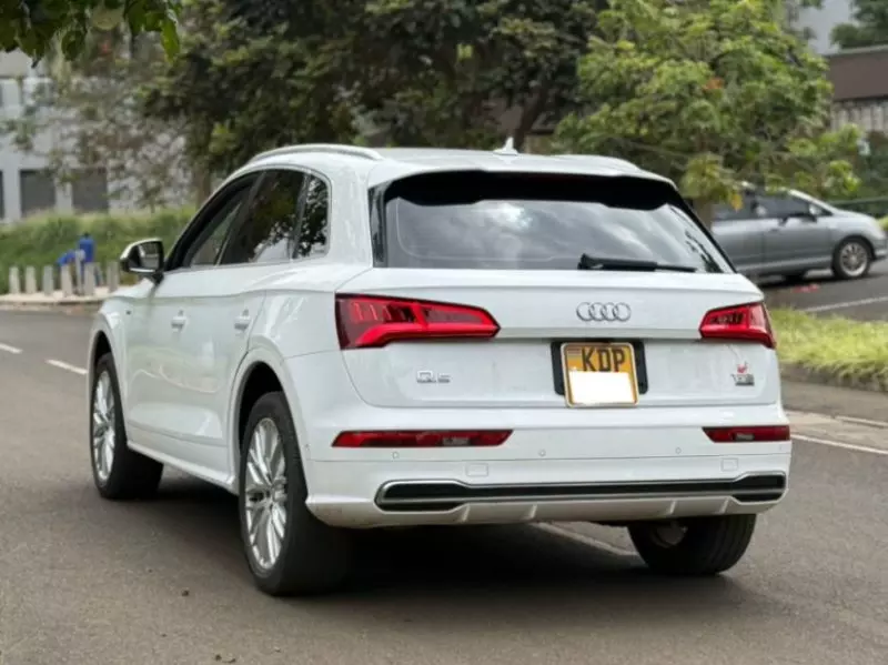 Audi Q5   - 2017