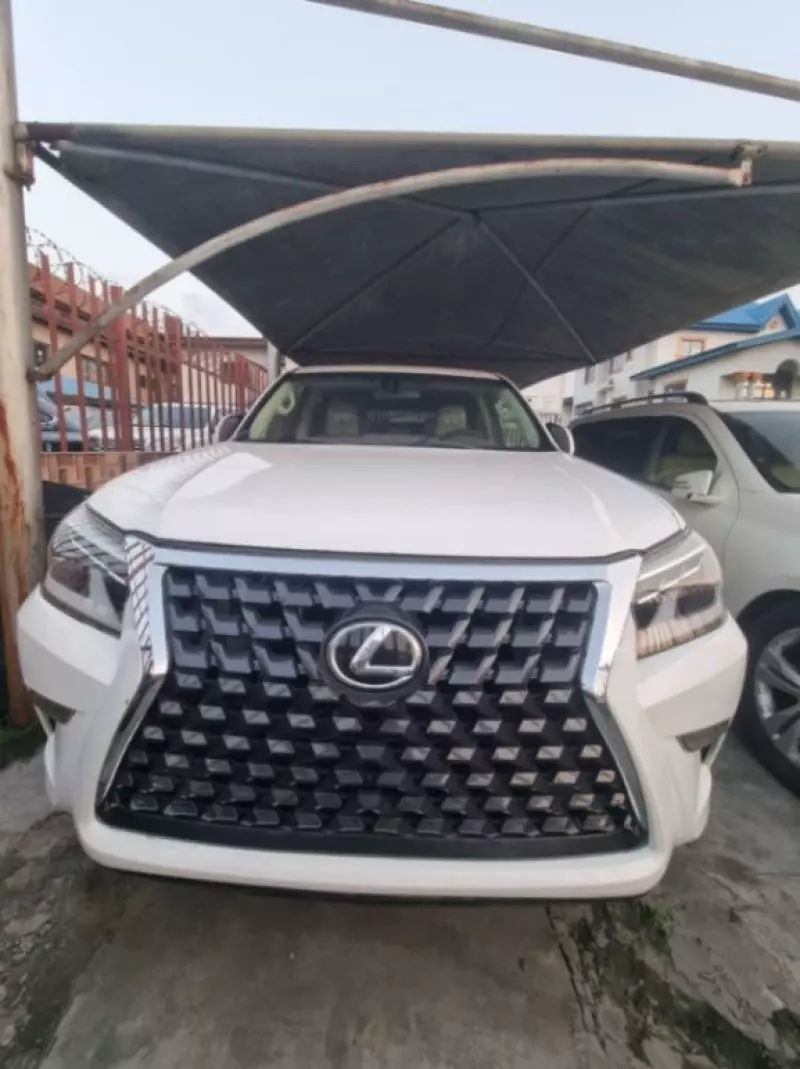 Lexus GX 460   - 2010