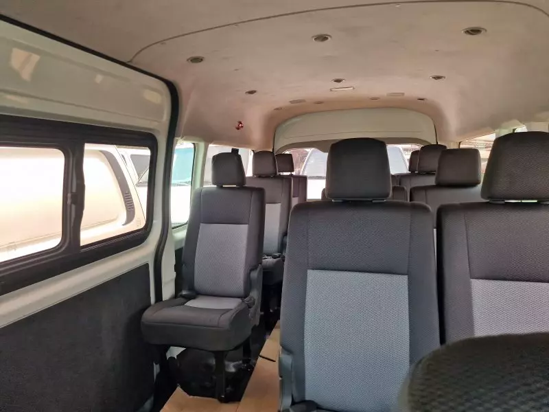 Toyota Hiace   - 2019