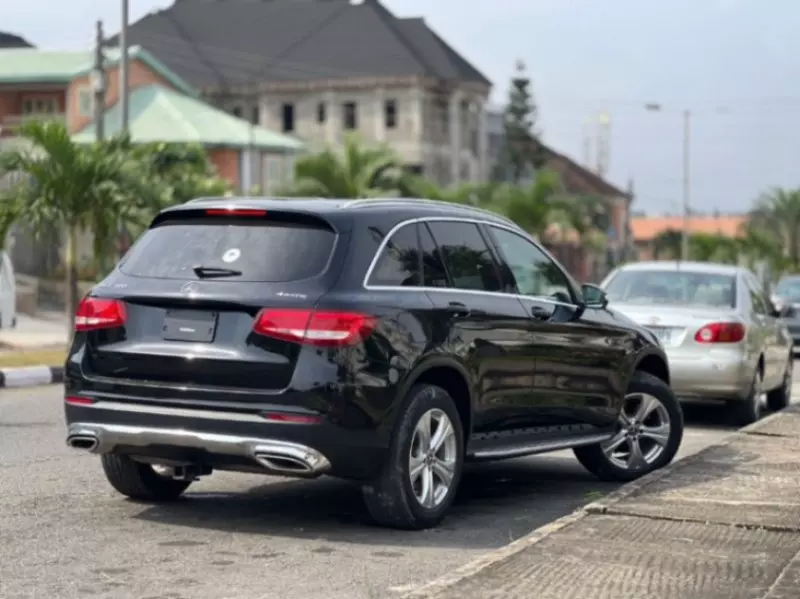 Mercedes-Benz GLC 300