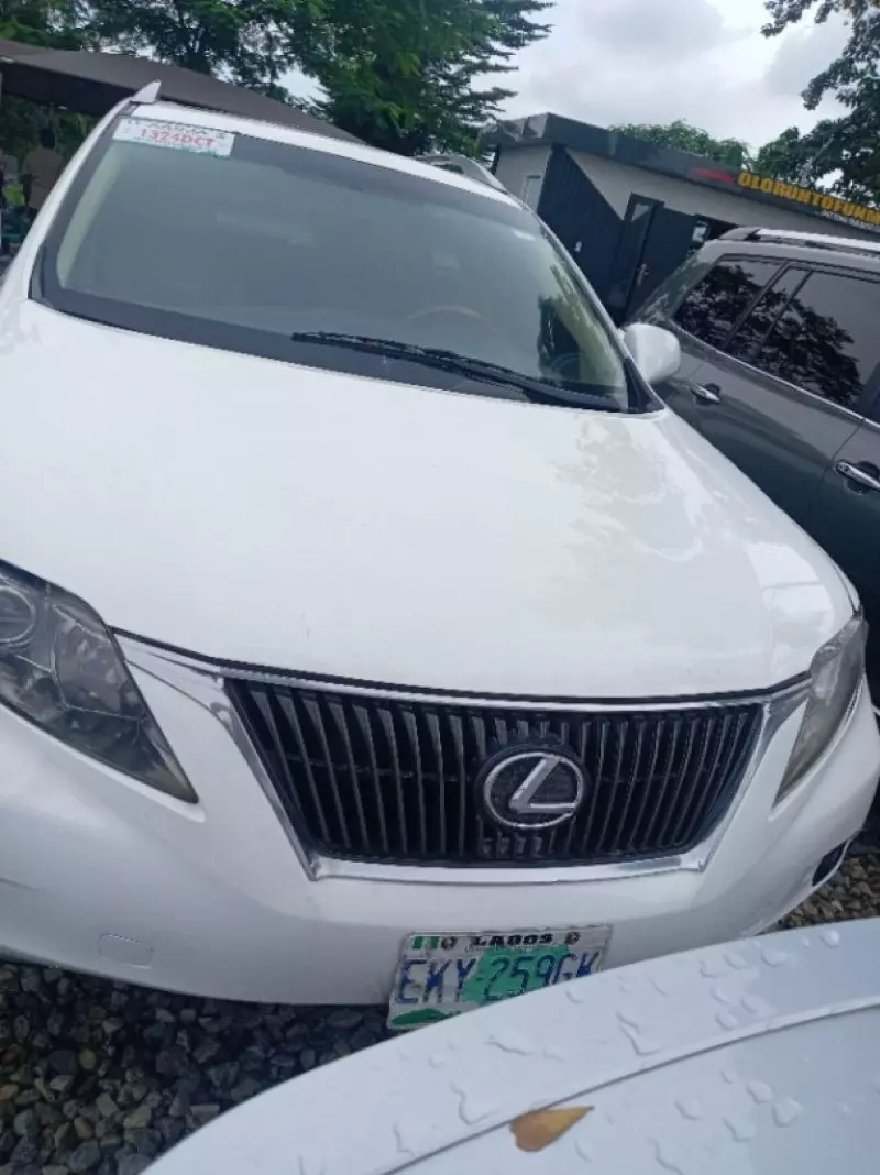 Lexus RX 350   - 2010