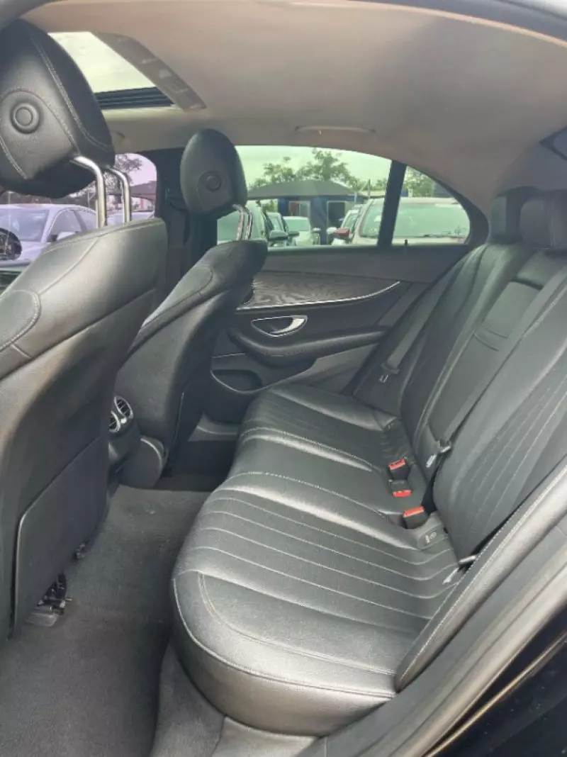 Mercedes-Benz E 300   - 2018