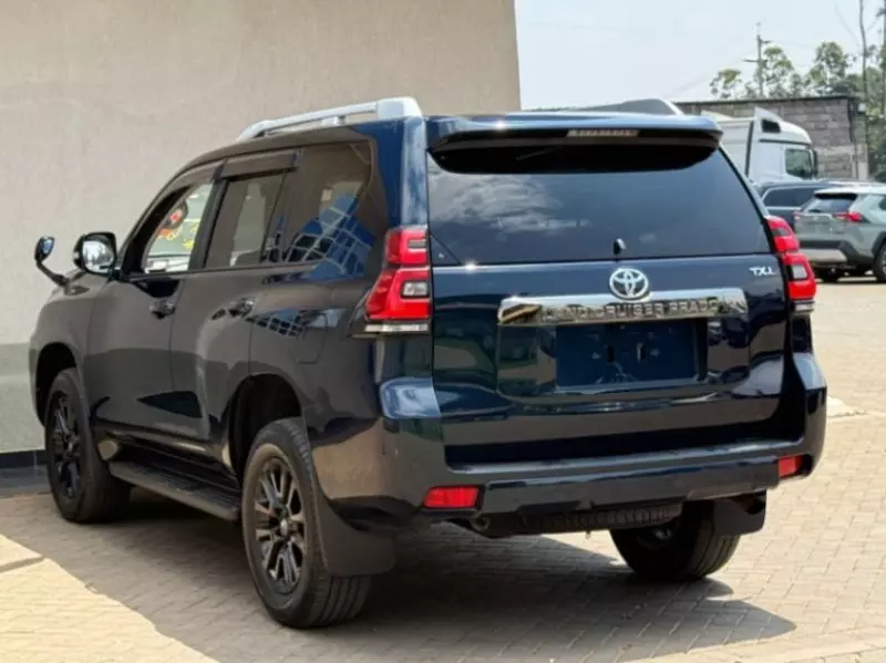 Toyota Land Cruiser Prado TX L   - 2021