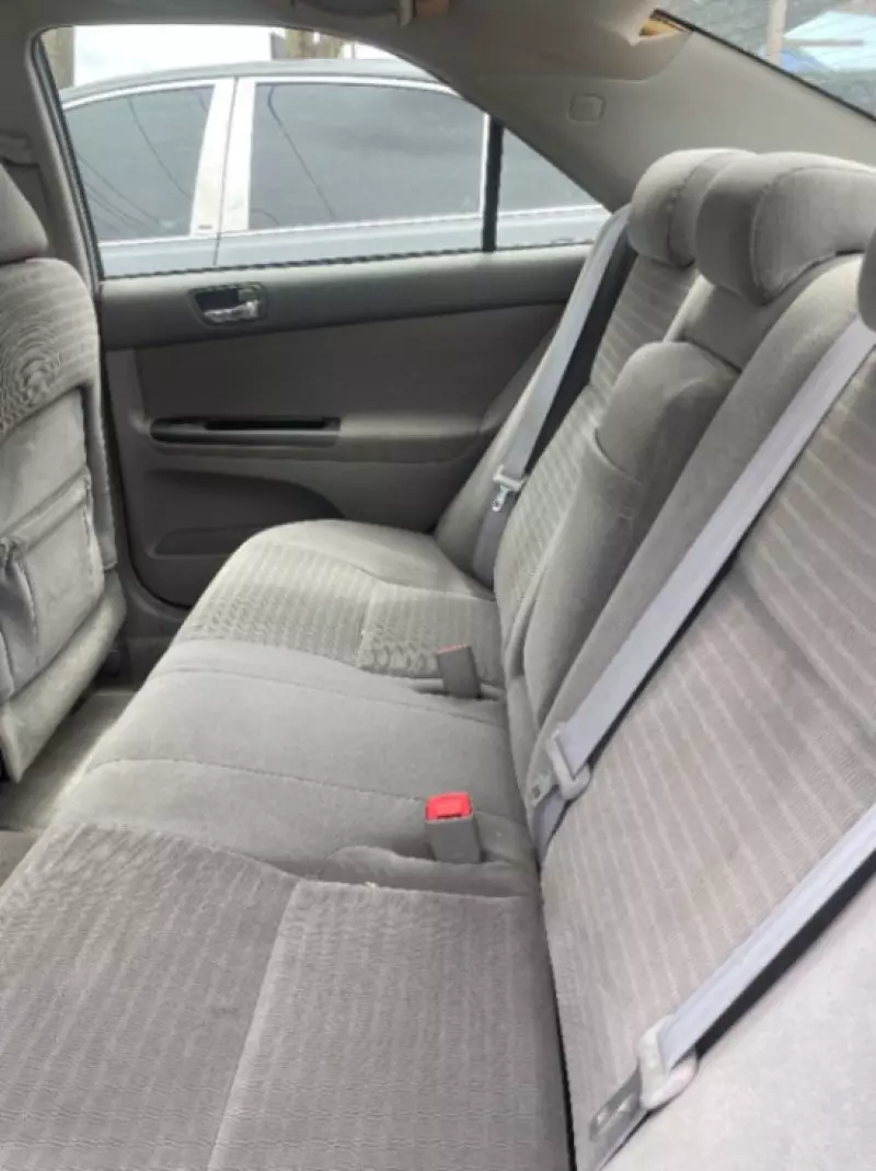 Toyota Camry   - 2005