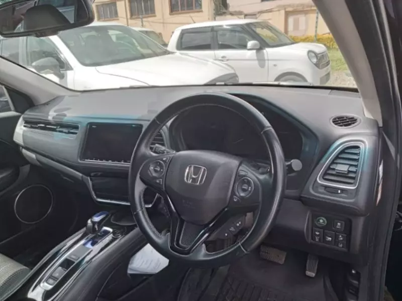 Honda Vezel Hybrid   - 2017