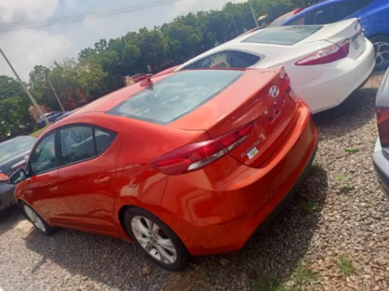 Hyundai Elantra   - 2017