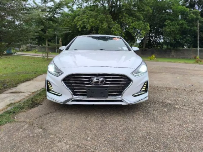 Hyundai Sonata   - 2018