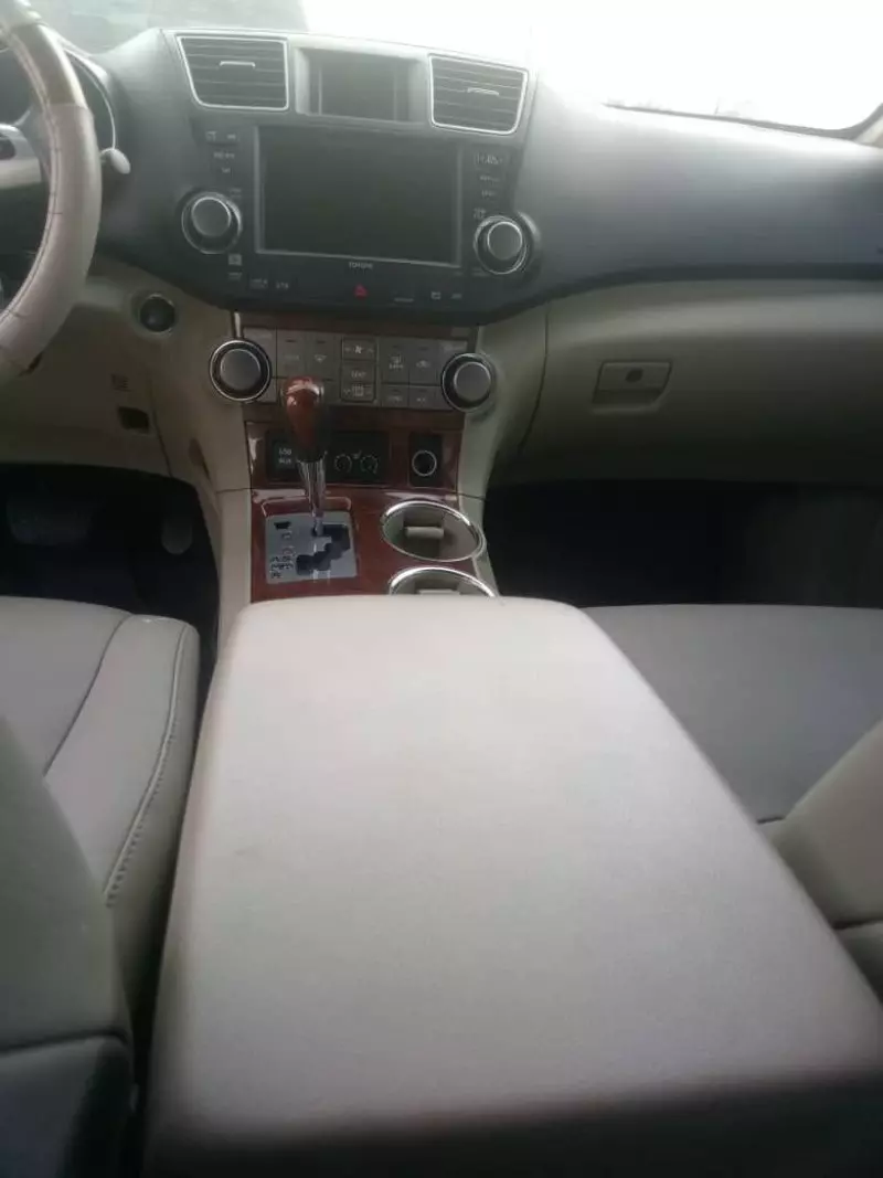 Toyota Highlander   - 2008