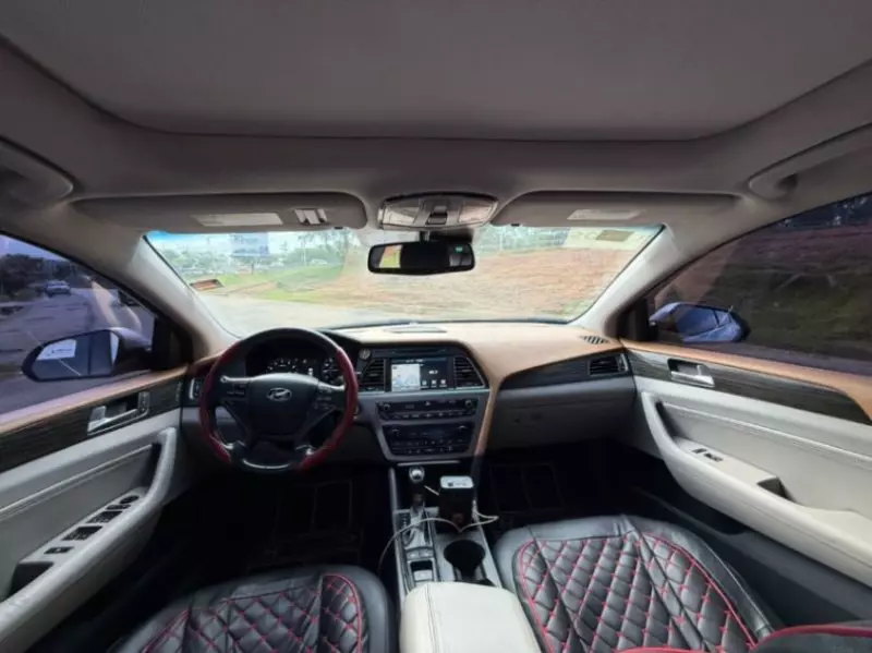 Hyundai Sonata   - 2015
