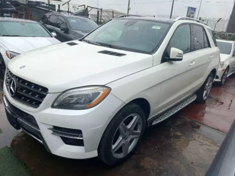 Mercedes-Benz ML 550   - 2014