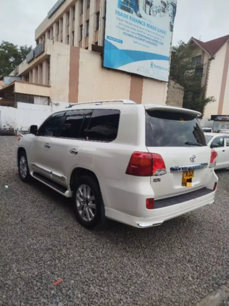 Toyota Landcruiser ZX   - 2016