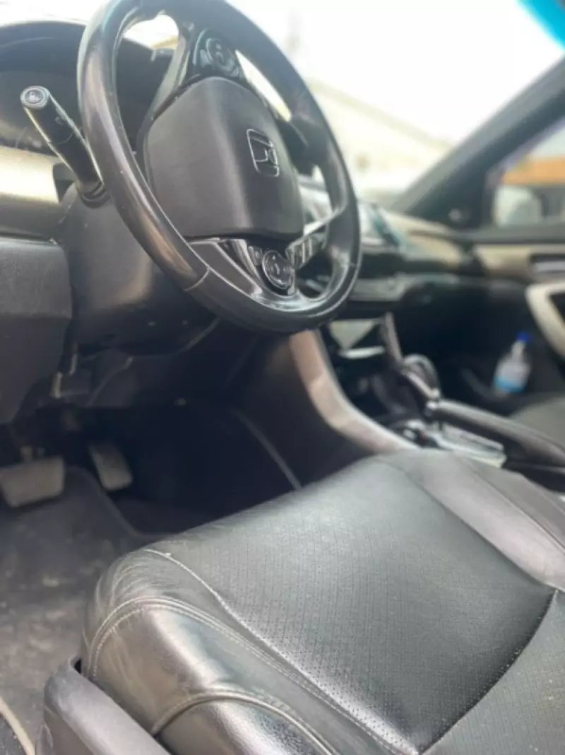 Honda Accord   - 2016