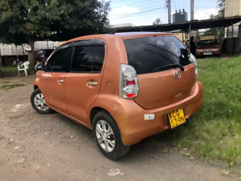 Toyota Passo   - 2009