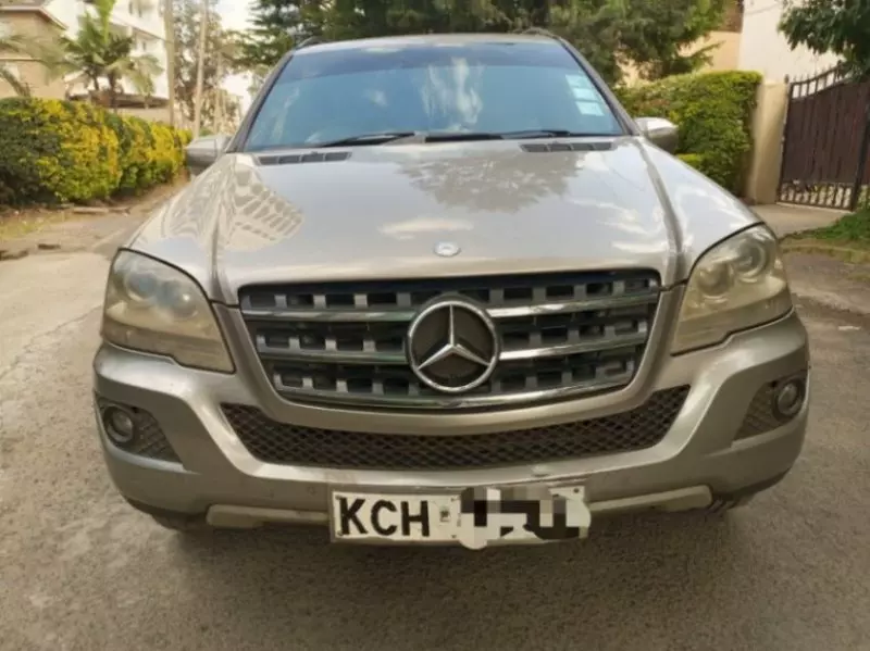 Mercedes-Benz ML 320   - 2010