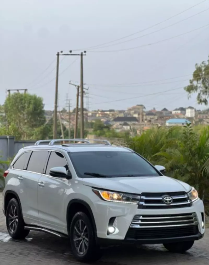 Toyota Highlander - 2017