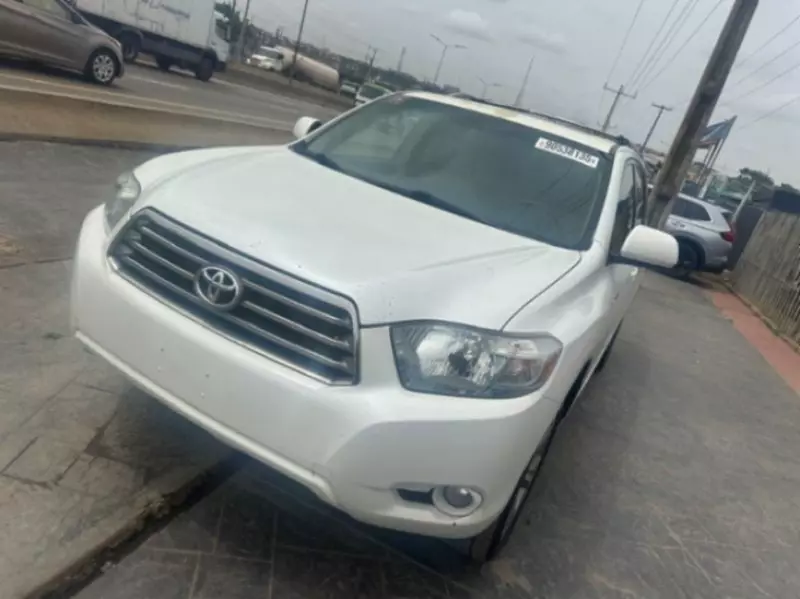 Toyota Highlander   - 2008