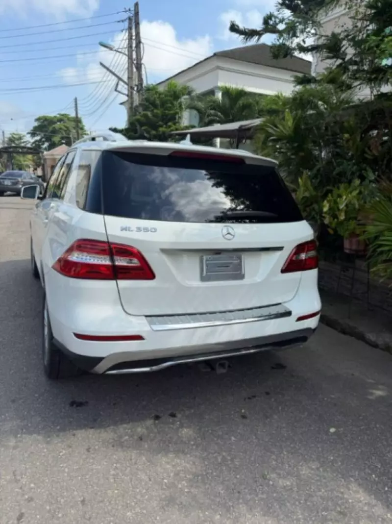 Mercedes-Benz ML 350   - 2012
