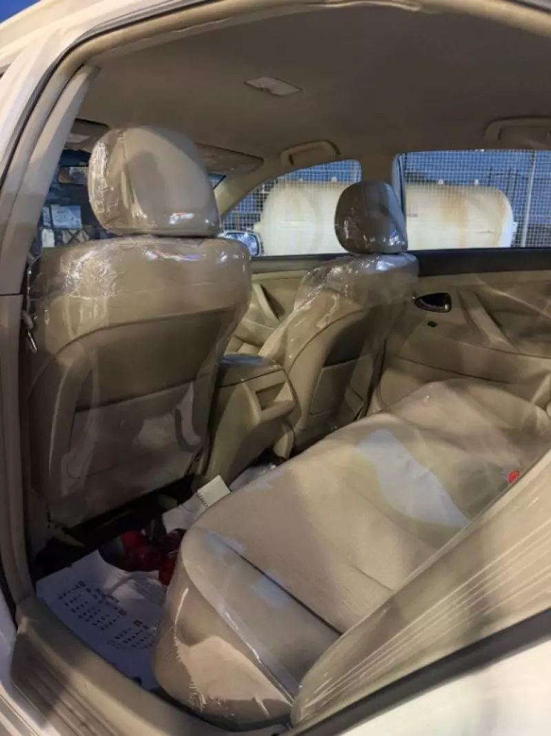 Toyota Camry   - 2011