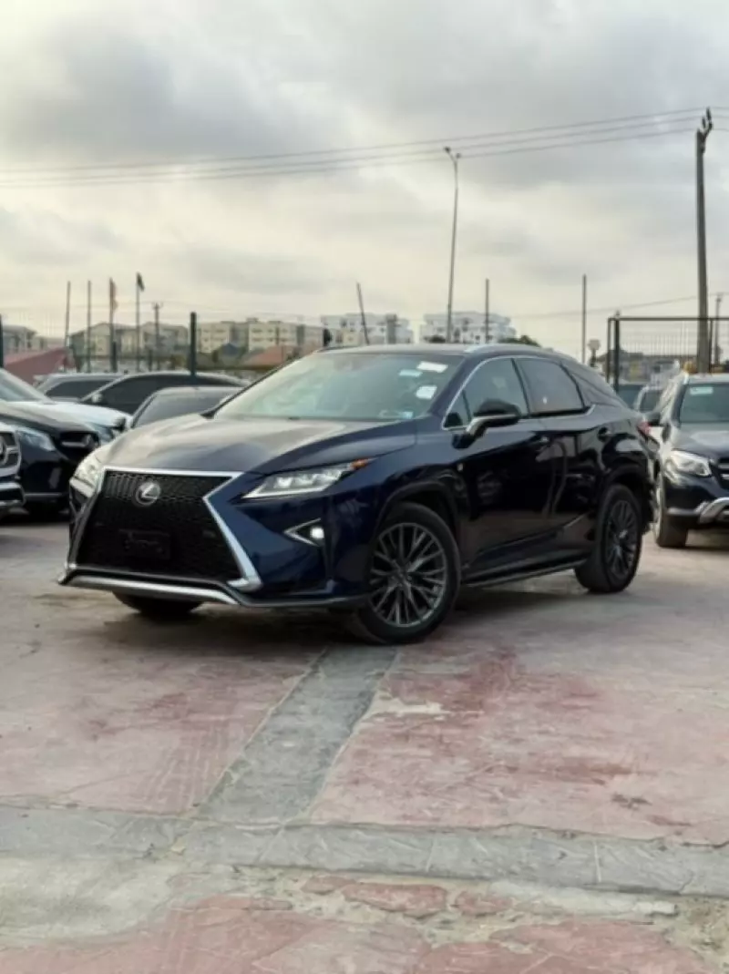 Lexus RX   - 2017