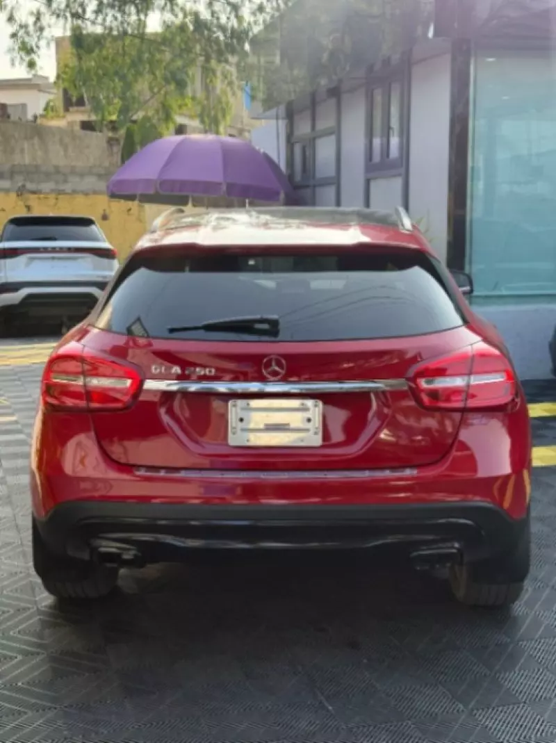 Mercedes-Benz CLA 250   - 2015