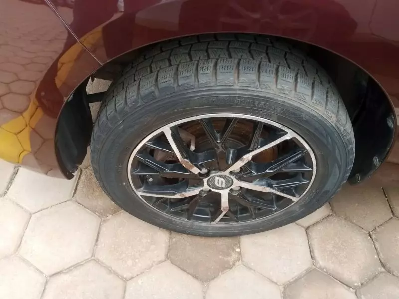 Toyota Passo Sette   - 2010