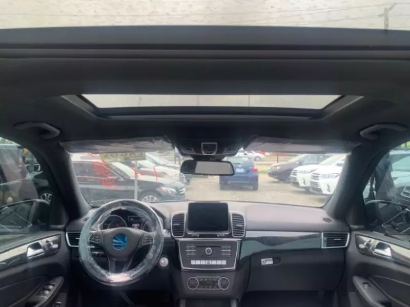 Mercedes-Benz GLE-Class   - 2017