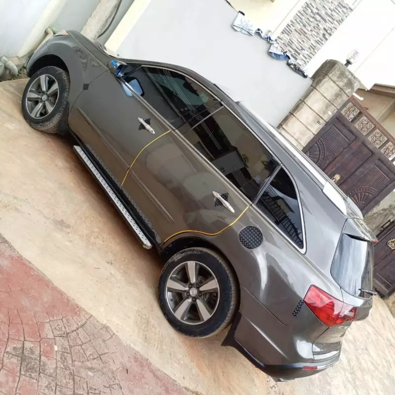Acura MDX   - 2010
