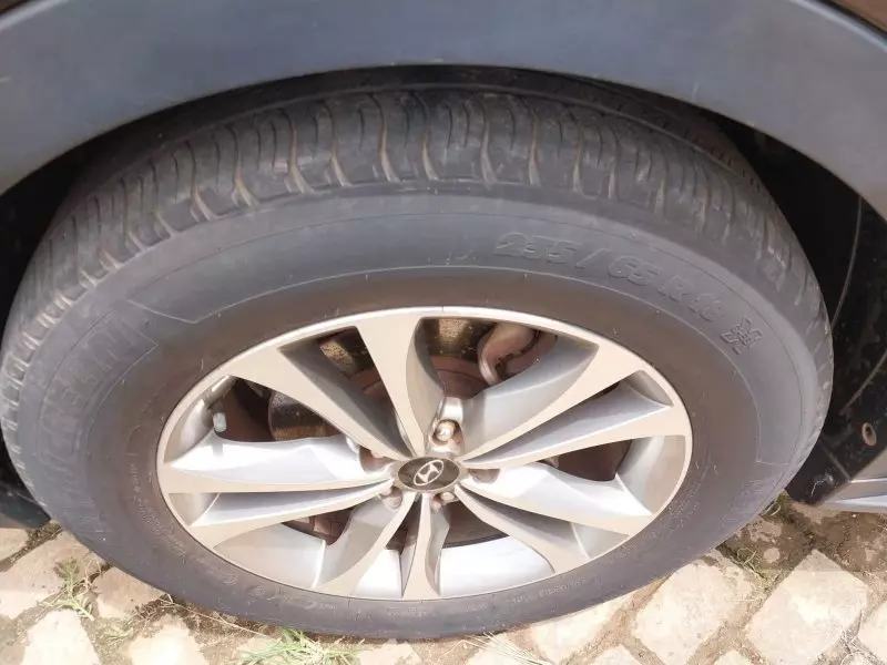Hyundai Accent   - 2013