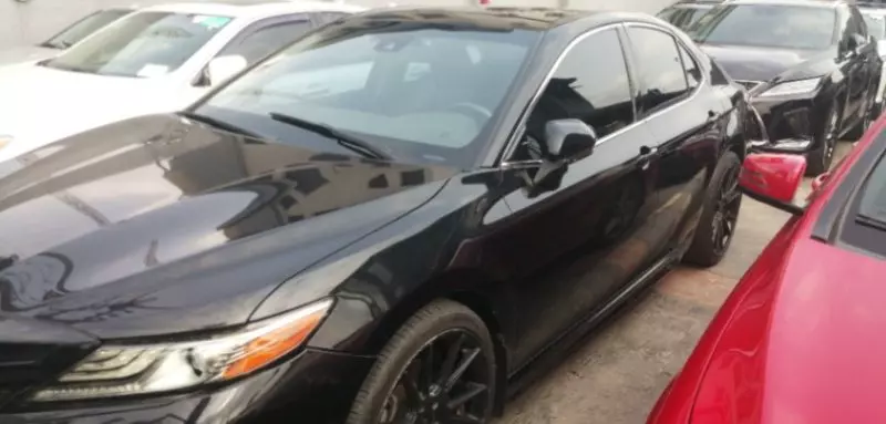 Toyota camry   - 2018
