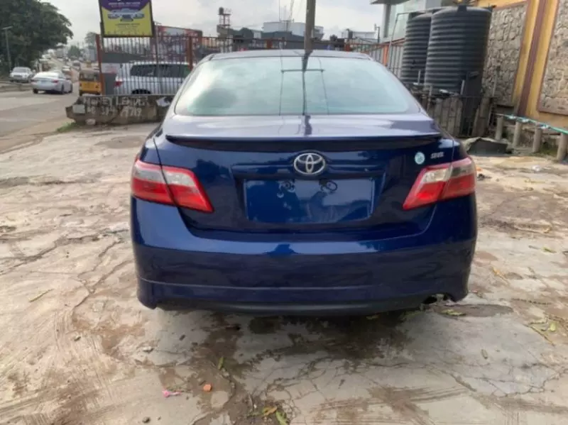 Toyota Camry   - 2007