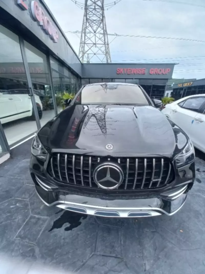 Mercedes-Benz GLE 53 AMG   - 2021