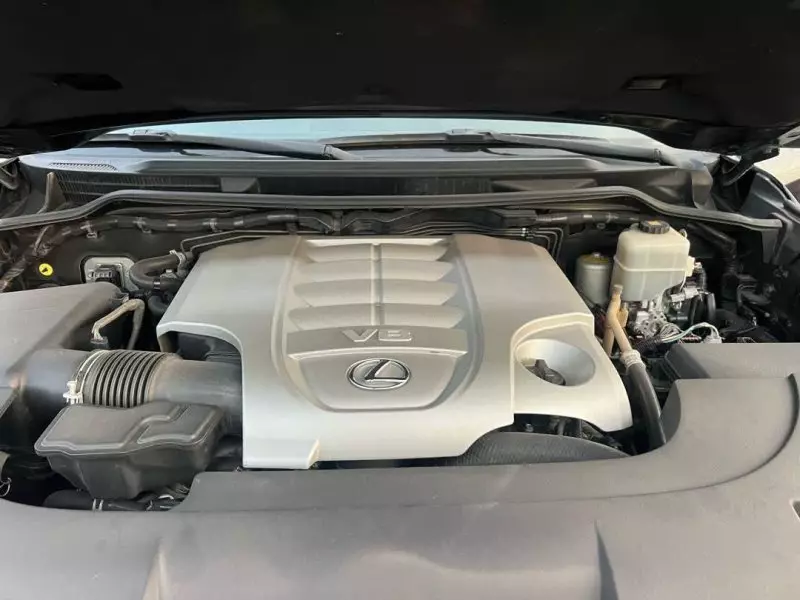 Lexus LX 570   - 2017