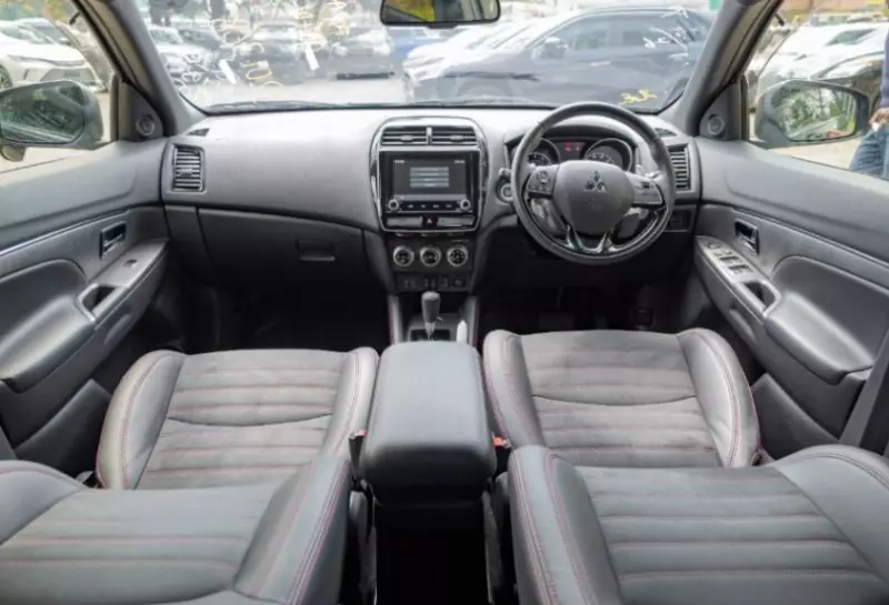 Mitsubishi RVR   - 2019