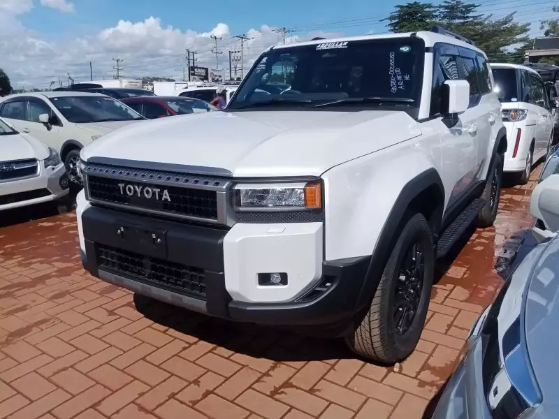 Toyota Landcruiser Prado   - 2024