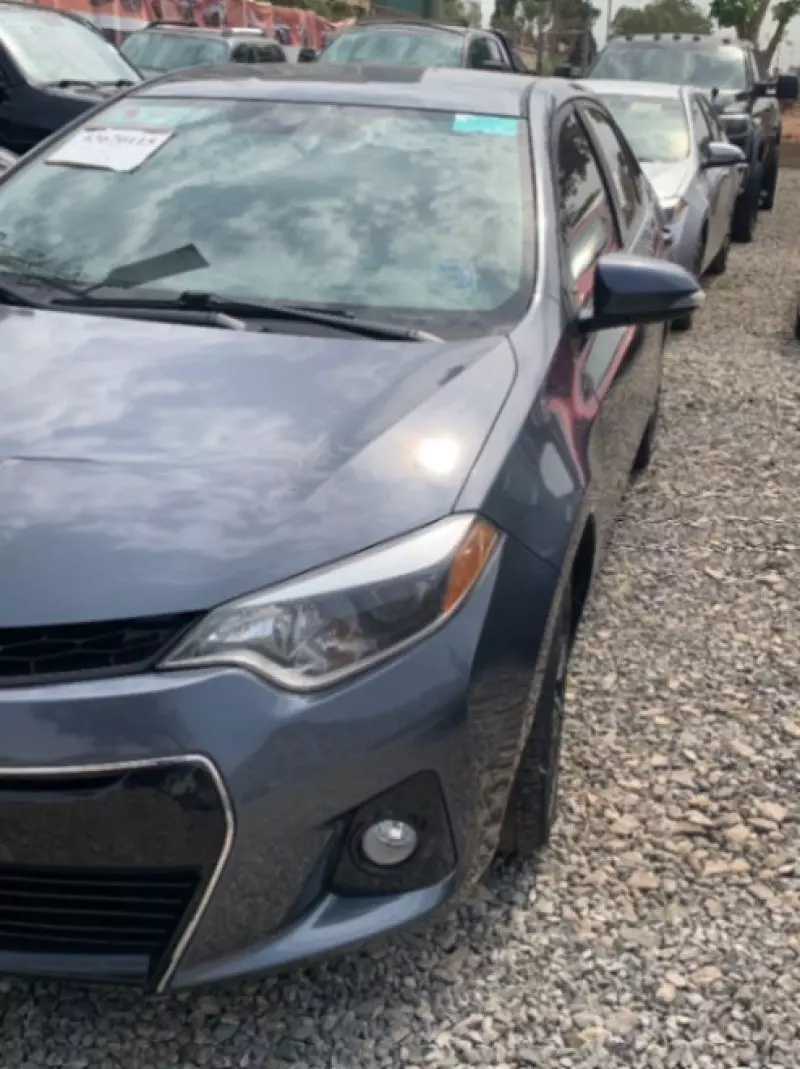 Toyota Corolla   - 2014