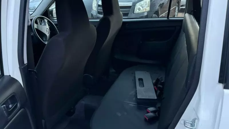 Toyota Succeed    - 2015