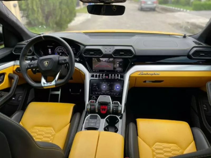 Lamborghini Urus