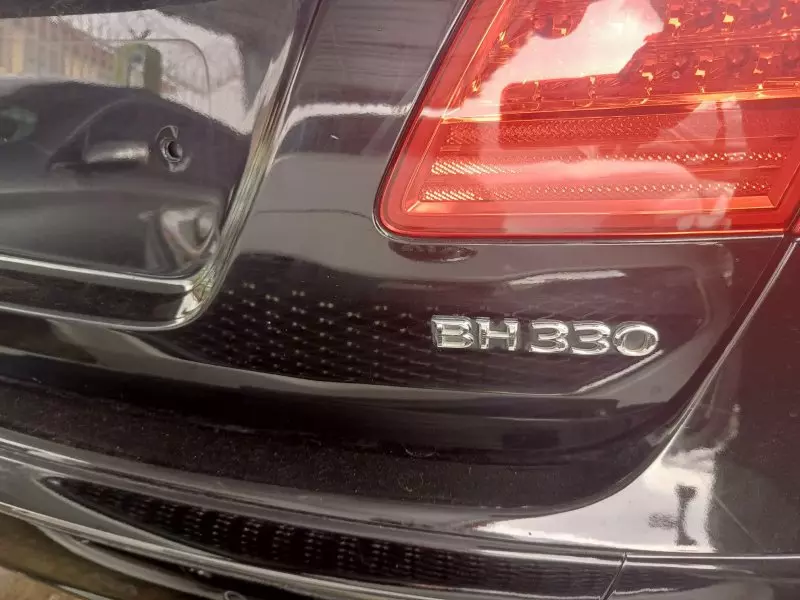 Hyundai Genesis   - 2011