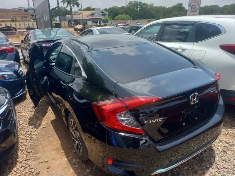 Honda Civic   - 2020