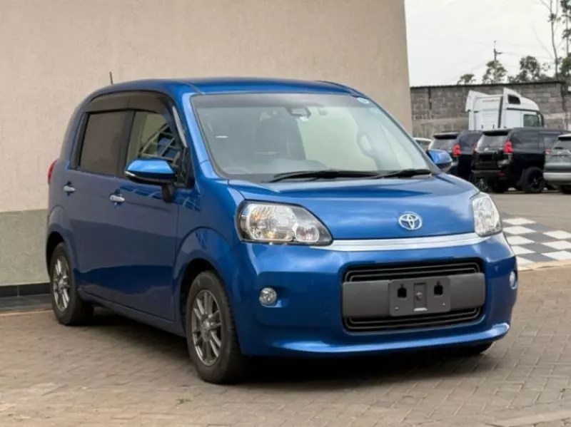 Toyota Porte   - 2018