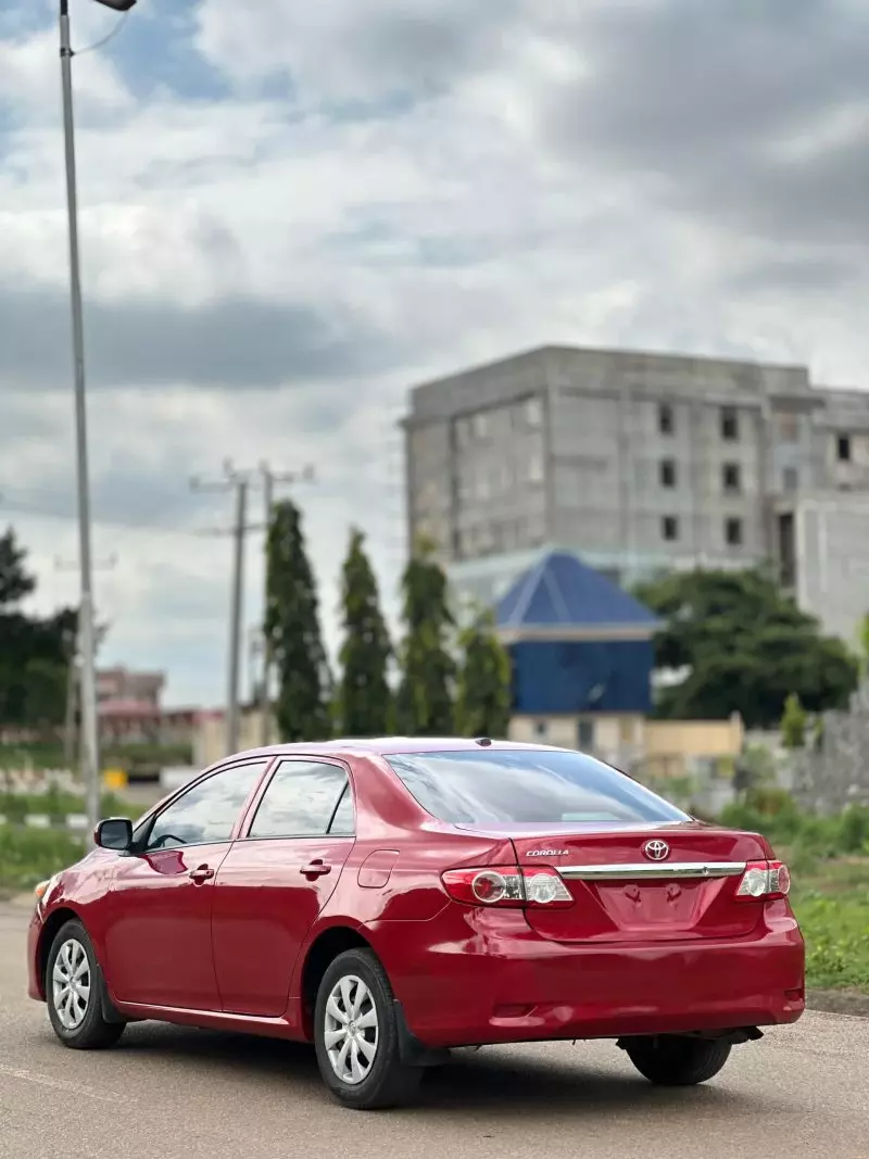 Toyota Corolla   - 2013